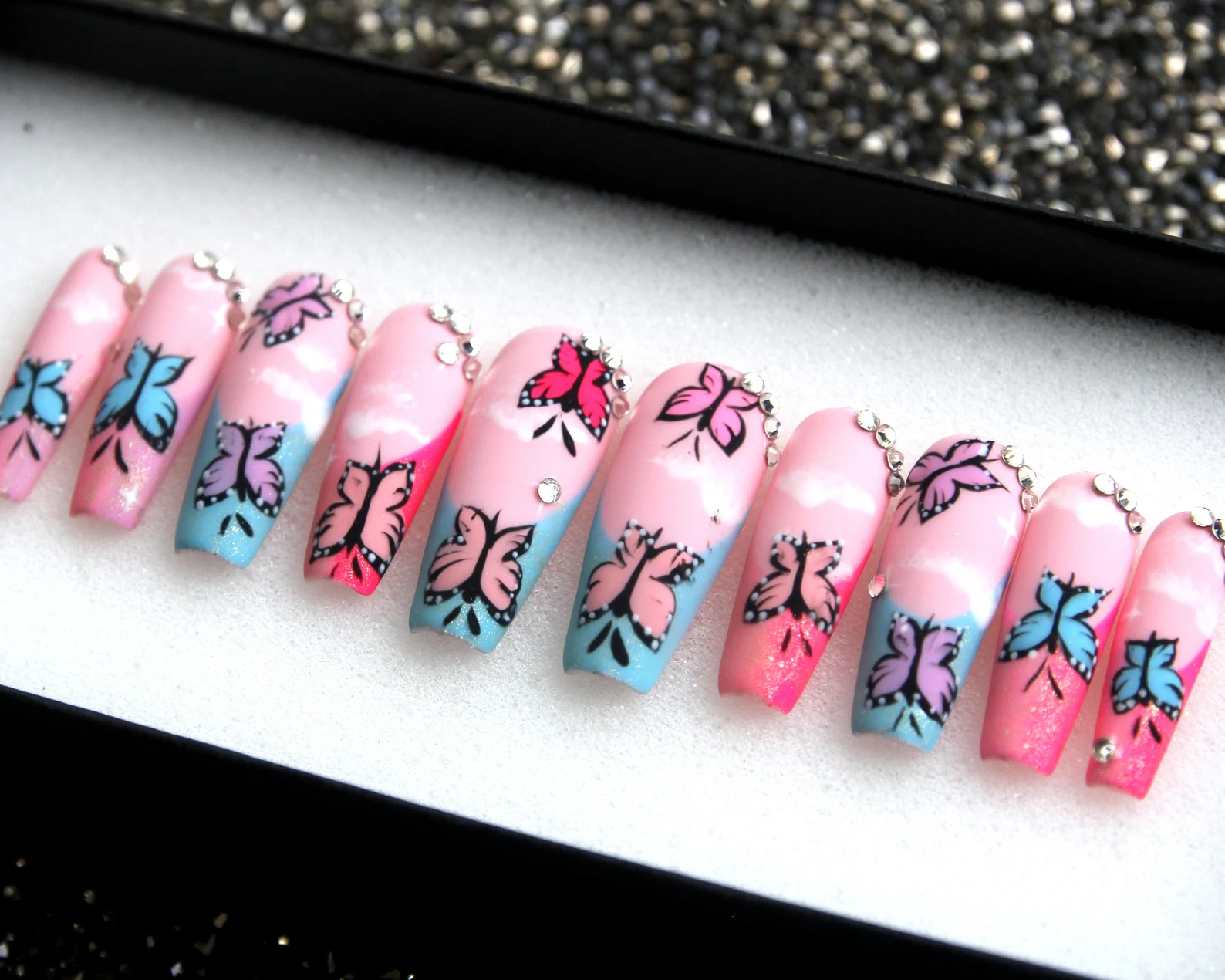 A Dreamy Day Press On Nails - Handmade Coffin Fake Nails - Image 2