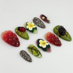 Alternative view of Nature-Themed Press On Nails | 3D Ladybug & Flower Nail Art | Nature Inspired Nails |Summer Garden Nails | Unique Nail Arts
