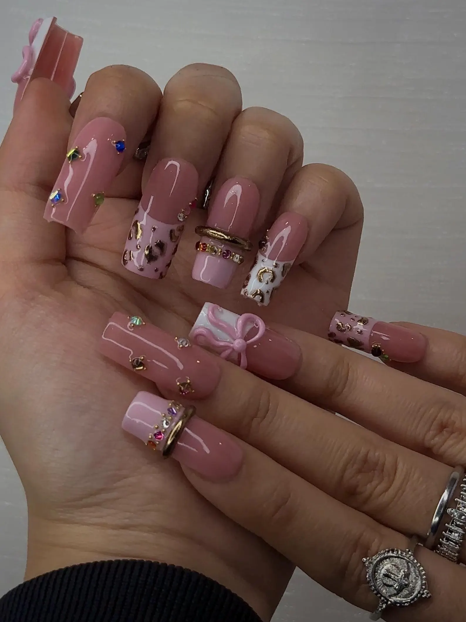 Blush Pink Leopard Press On Nails | 3D Bow Accent, Gold Detail - Image 2