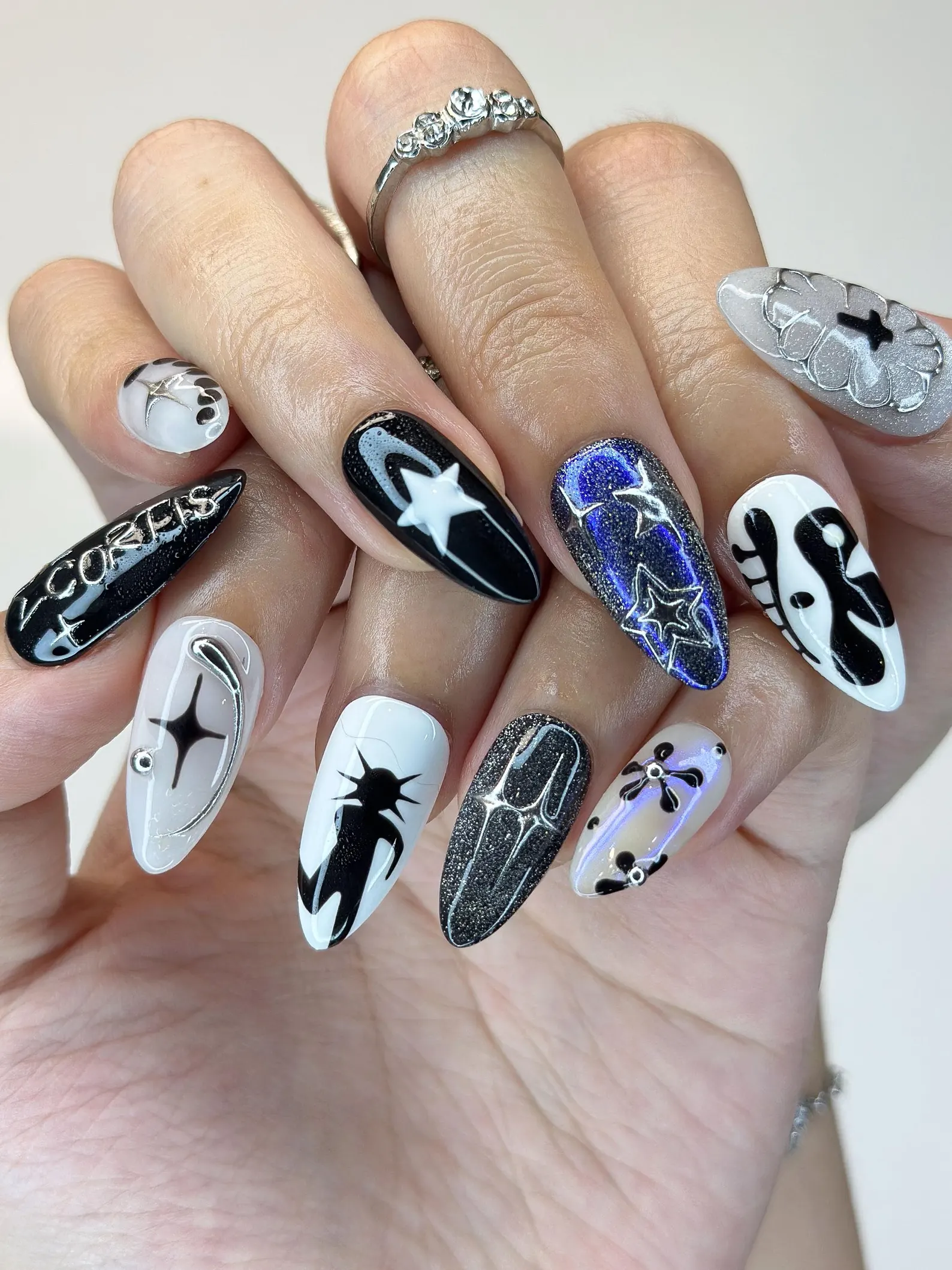 K-Pop Inspired Idol Press-On Nails | Fan Collectible Edition | Luxury 3D Star & Chrome Stiletto Art | Y2K Cyberpunk Aesthetic - Image 2