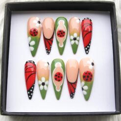 Ladybug Butterfly Daisy Garden Press on Nails | Floral Nail Art