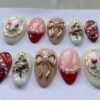 Tulip-patterned press-on nails